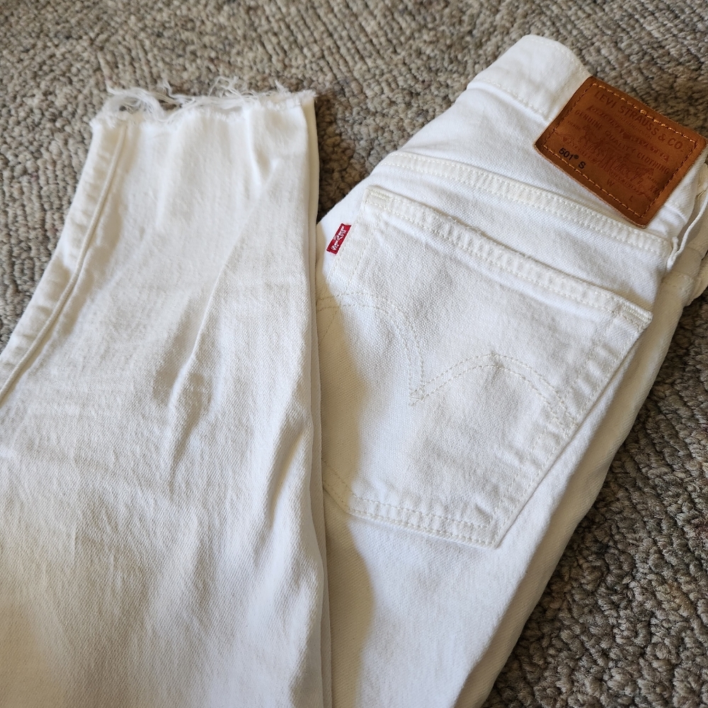 SOLD Levis 501